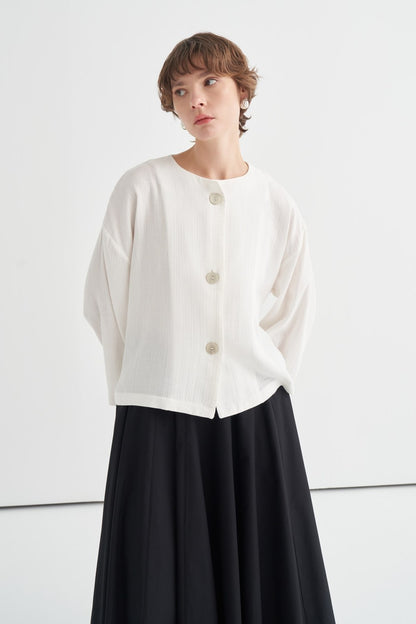 Cara Mother-of-Pearl Buttoned Muslin Jacket Butter