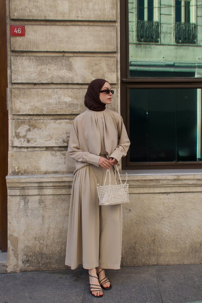 Nezha Pile Detail Pants Set Latte