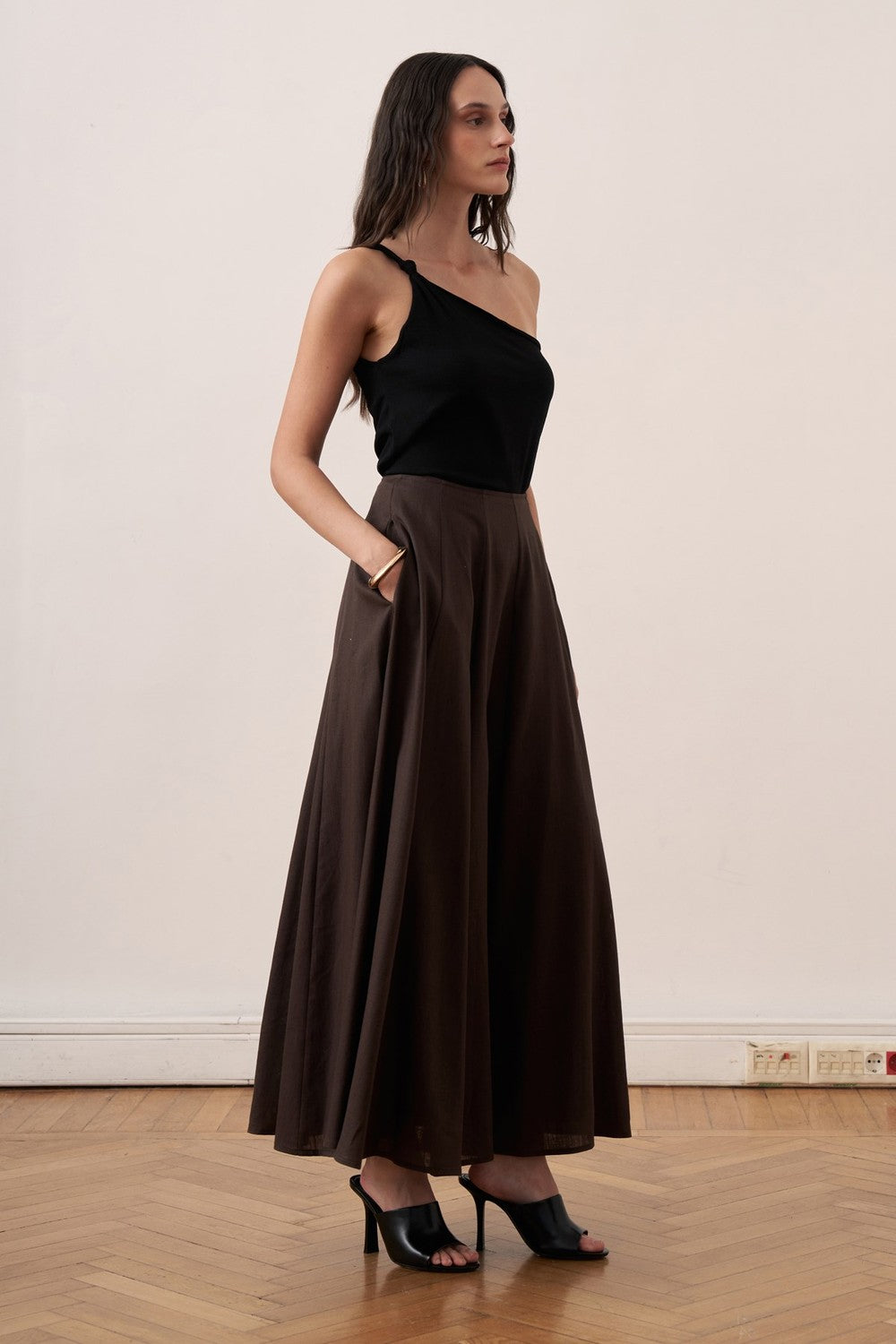 Viola Cup Stitched Linen Skirt Navy Blue