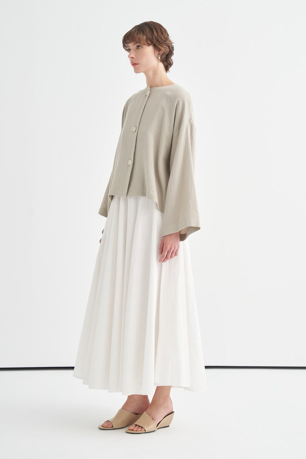 Cara Mother-of-Pearl Buttoned Muslin Jacket Butter