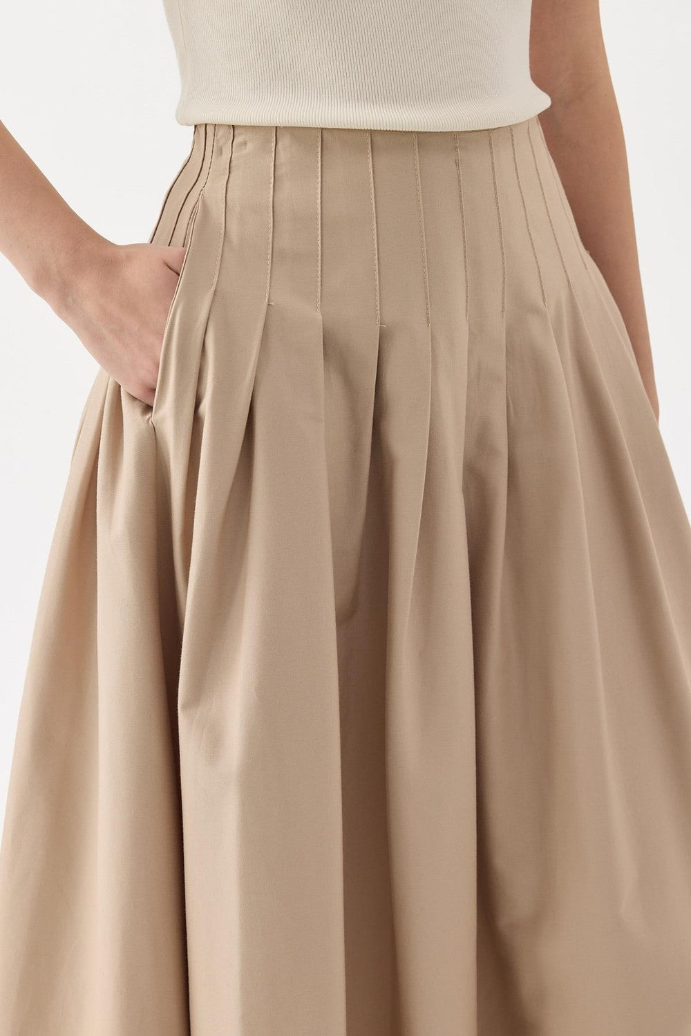 Luna Pleated Skirt Beige