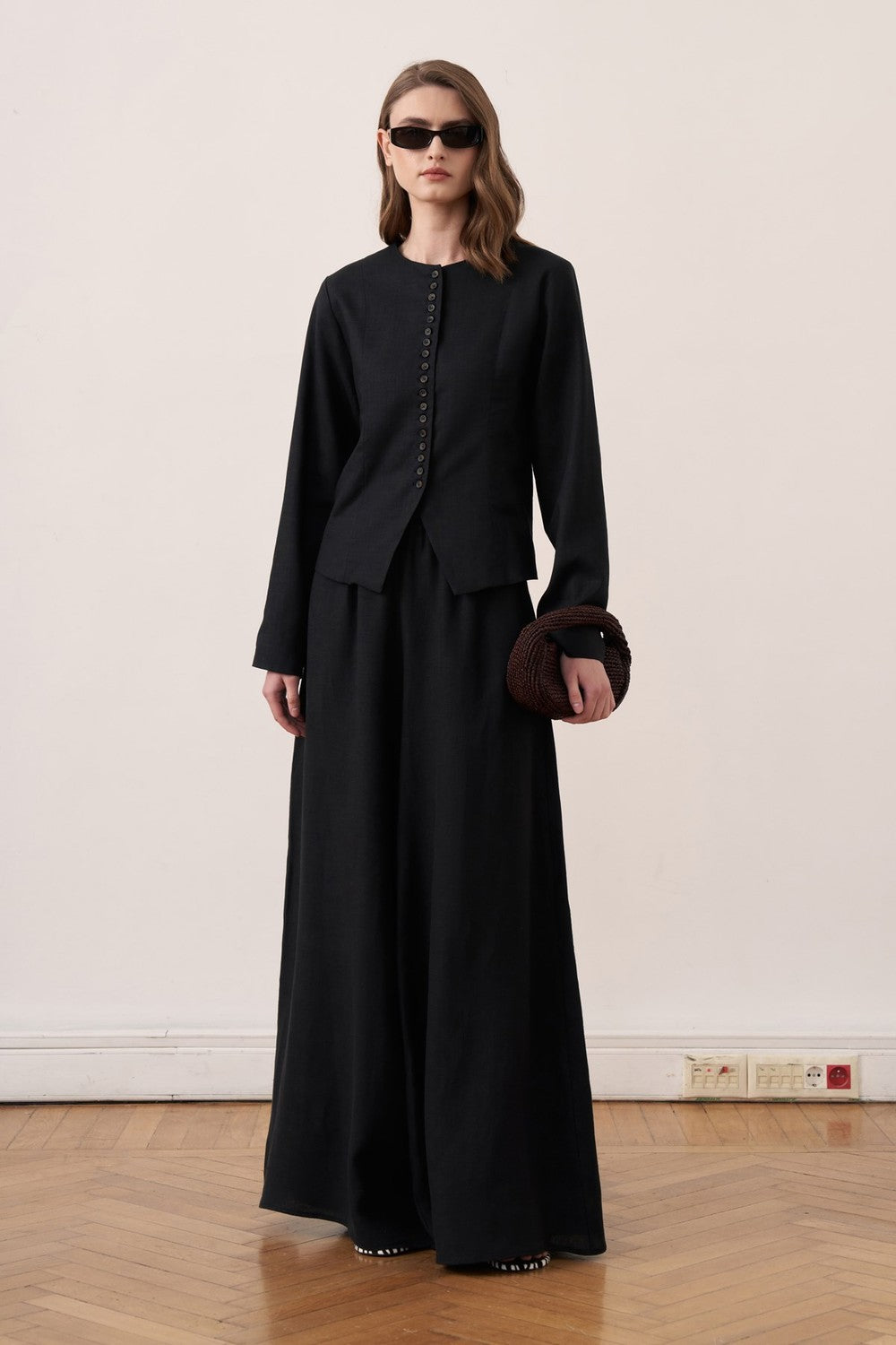 Capri Buttoned Linen Jacket Olive