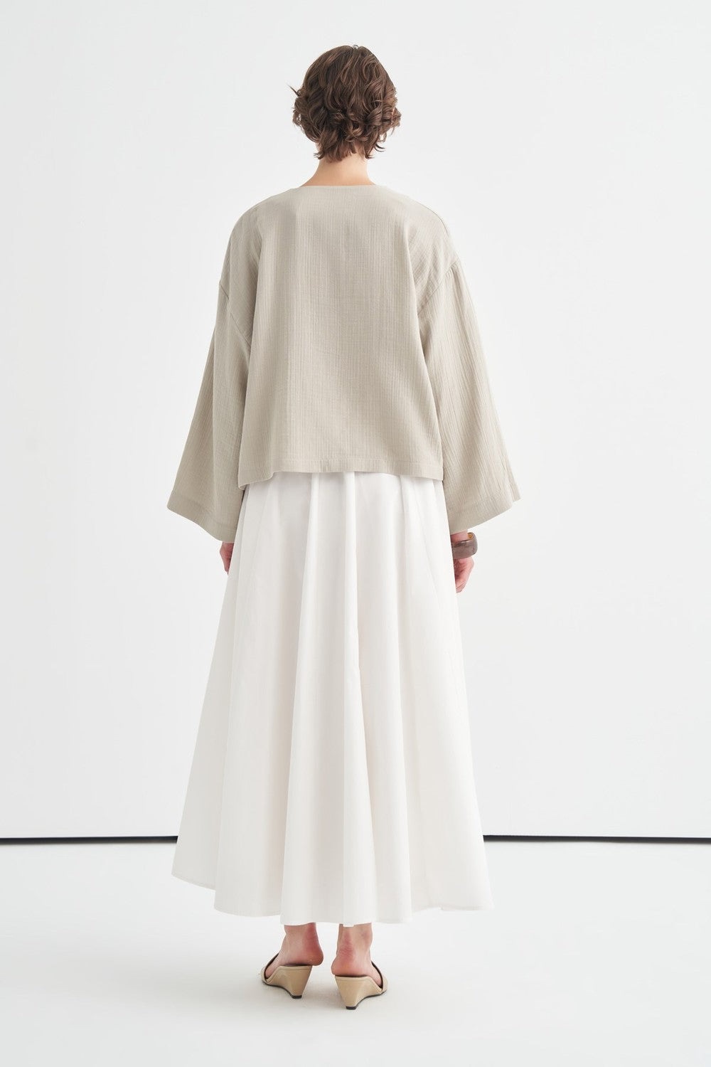 Cara Mother-of-Pearl Buttoned Muslin Jacket Butter