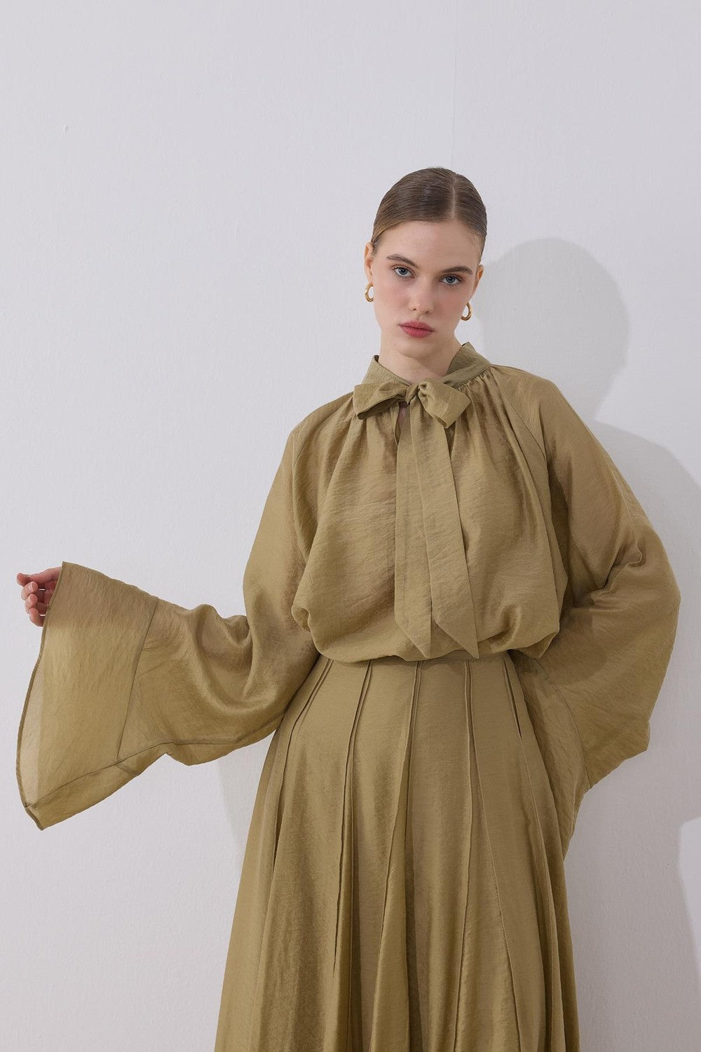 Fairuz Blouse Olive