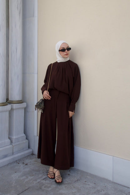 Nezha Pile Detail Pants Set Latte